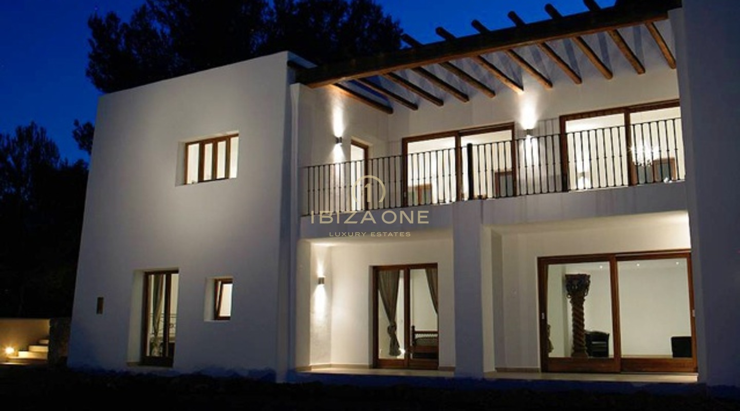 Casa de lujo estilo finca de nueva construcción en venta en Ibiza - Casa de lujo estilo finca de nueva construcción en alquiler en Ibiza