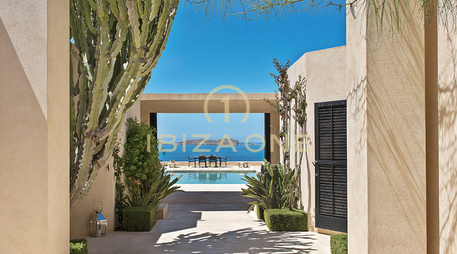 Luxe villa aan zee te koop, Ibiza - luxe villa aan zee te koop, Ibiza - luxe woning aan het water te koop, Ibiza - Luxe villa aan zee te huur, Ibiza - luxe villa aan zee te huur, Ibiza - luxe woning aan zee te huur, Ibiza