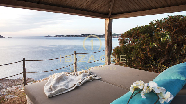 Luxuriöse Villa in erster Meereslinie zu verkaufen, Ibiza - Luxuriöse Villa in erster Meereslinie zu verkaufen, Ibiza - Luxuriöse Immobilie am Wasser zu verkaufen, Ibiza - Luxuriöse Villa in erster Meereslinie zu vermieten, Ibiza - Luxuriöse Villa in erster Meereslinie zu vermieten, Ibiza - Luxuriöse Immobilie am Wasser zu vermieten, Ibiza