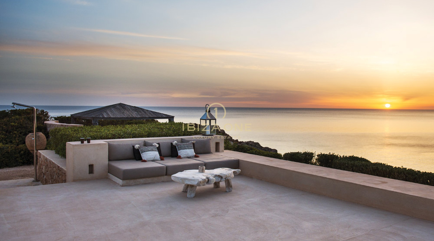Luxury Sea Front Line Villa for sale, Ibiza - luxury first sea frontline for sale, Ibiza - luxury waterfront property for sale, Ibiza - Luxury Sea Front Line Villa for rent, Ibiza - luxury first sea frontline for rent, Ibiza - luxury waterfront property for rent, Ibiza