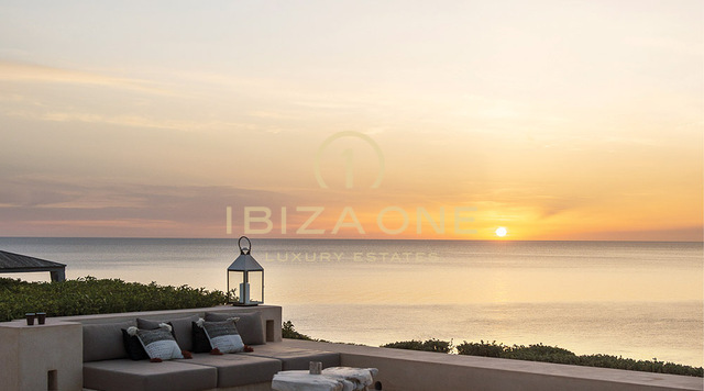Luxuriöse Villa in erster Meereslinie zu verkaufen, Ibiza - Luxuriöse Villa in erster Meereslinie zu verkaufen, Ibiza - Luxuriöse Immobilie am Wasser zu verkaufen, Ibiza - Luxuriöse Villa in erster Meereslinie zu vermieten, Ibiza - Luxuriöse Villa in erster Meereslinie zu vermieten, Ibiza - Luxuriöse Immobilie am Wasser zu vermieten, Ibiza