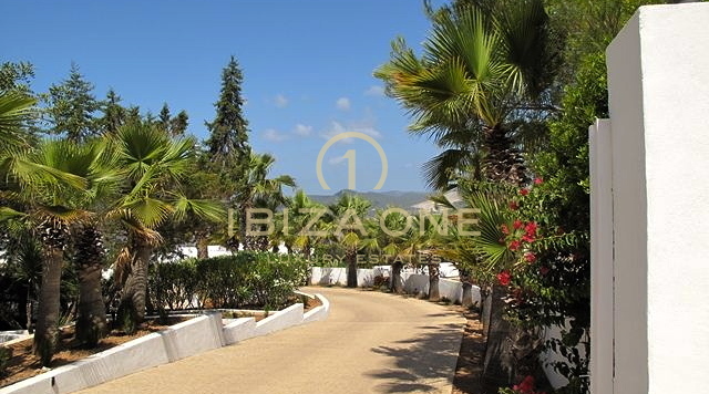 Moderne luxe villa in het zuiden met uitzicht op Las Salinas te koop, Ibiza - Moderne luxe villa in het zuiden met uitzicht op Las Salinas te huur, Ibiza