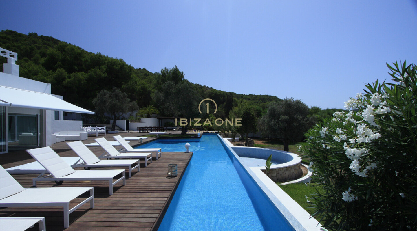 Moderne Luxusvilla im Süden mit Blick auf Las Salinas zu verkaufen, Ibiza - Moderne Luxusvilla im Süden mit Blick auf Las Salinas zu vermieten, Ibiza