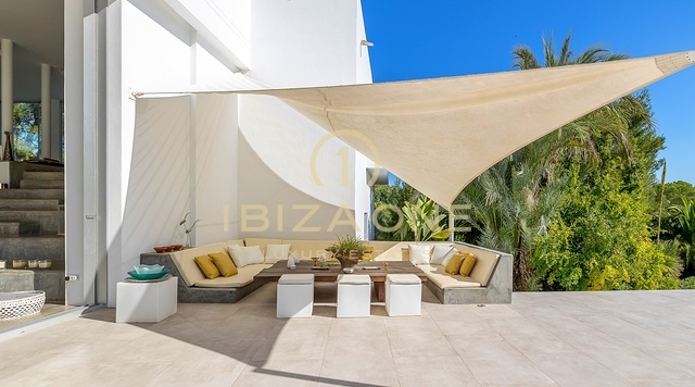 Exclusieve luxe designvilla te koop met privétennisbaan, enorm buitenzwembad en binnenzwembad, Ibiza - Exclusieve luxe designvilla te huur met privétennisbaan, enorm buitenzwembad en binnenzwembad, Ibiza