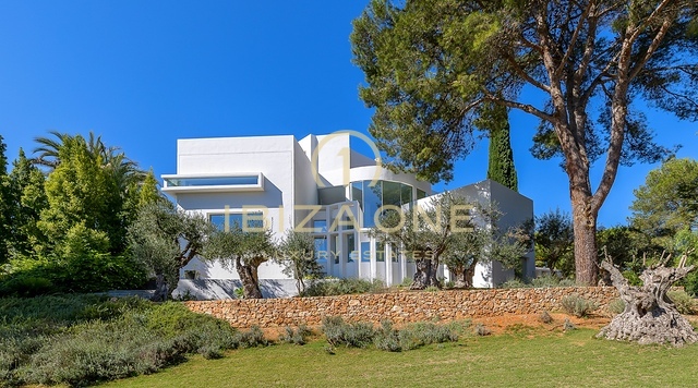 Esclusiva villa di design di lusso in vendita con campo da tennis privato, grande piscina esterna e piscina interna, Ibiza - Esclusiva villa di design di lusso in affitto con campo da tennis privato, grande piscina esterna e piscina interna, Ibiza