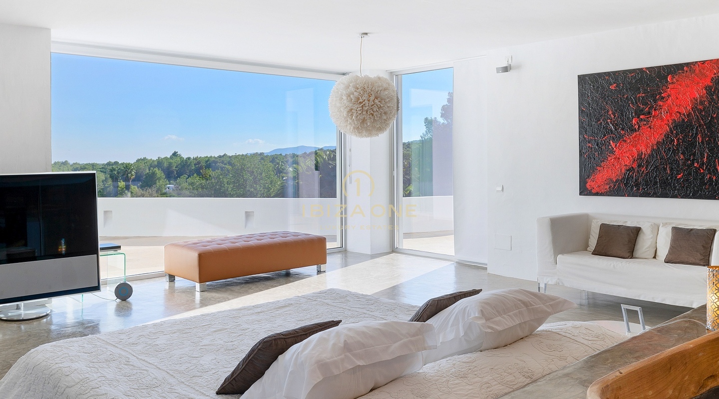 فيلا فاخرة وحصرية للبيع بتصميم خاص مع ملعب تنس خاص، وحمام سباحة خارجي ضخم وحمام سباحة داخلي، إيبيزا - فيلا فاخرة وحصرية للإيجار بتصميم خاص مع ملعب تنس خاص، وحمام سباحة خارجي ضخم وحمام سباحة داخلي، إيبيزا