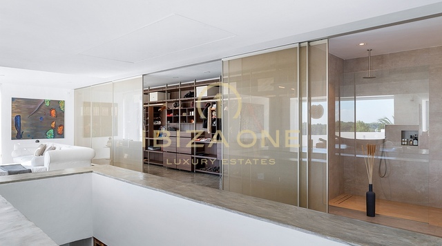 Exclusieve luxe designvilla te koop met privétennisbaan, enorm buitenzwembad en binnenzwembad, Ibiza - Exclusieve luxe designvilla te huur met privétennisbaan, enorm buitenzwembad en binnenzwembad, Ibiza
