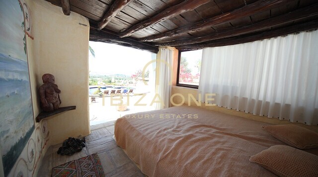Propriété de luxe spectaculaire avec court de tennis, 18 chambres et vue sur Ibiza à vendre, Ibiza -
Propriété de luxe spectaculaire avec court de tennis, 18 chambres et vue sur Ibiza à louer, Ibiza