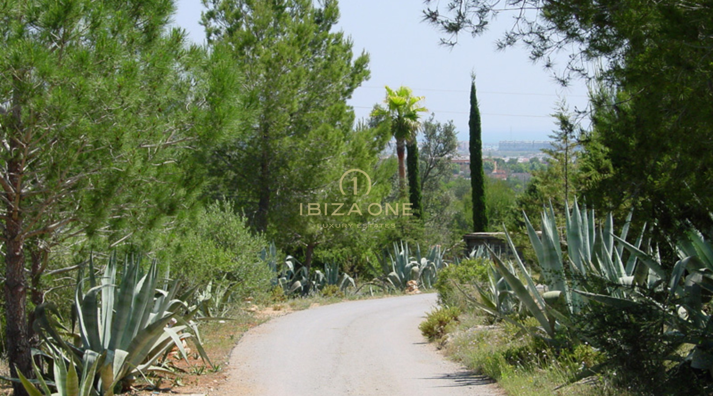 Spektakuläres Luxusanwesen mit Tennisplatz, 18 Schlafzimmern und Blick bis nach Ibiza zu verkaufen, Ibiza -
Spektakuläres Luxusanwesen mit Tennisplatz, 18 Schlafzimmern und Blick bis nach Ibiza zu vermieten, Ibiza