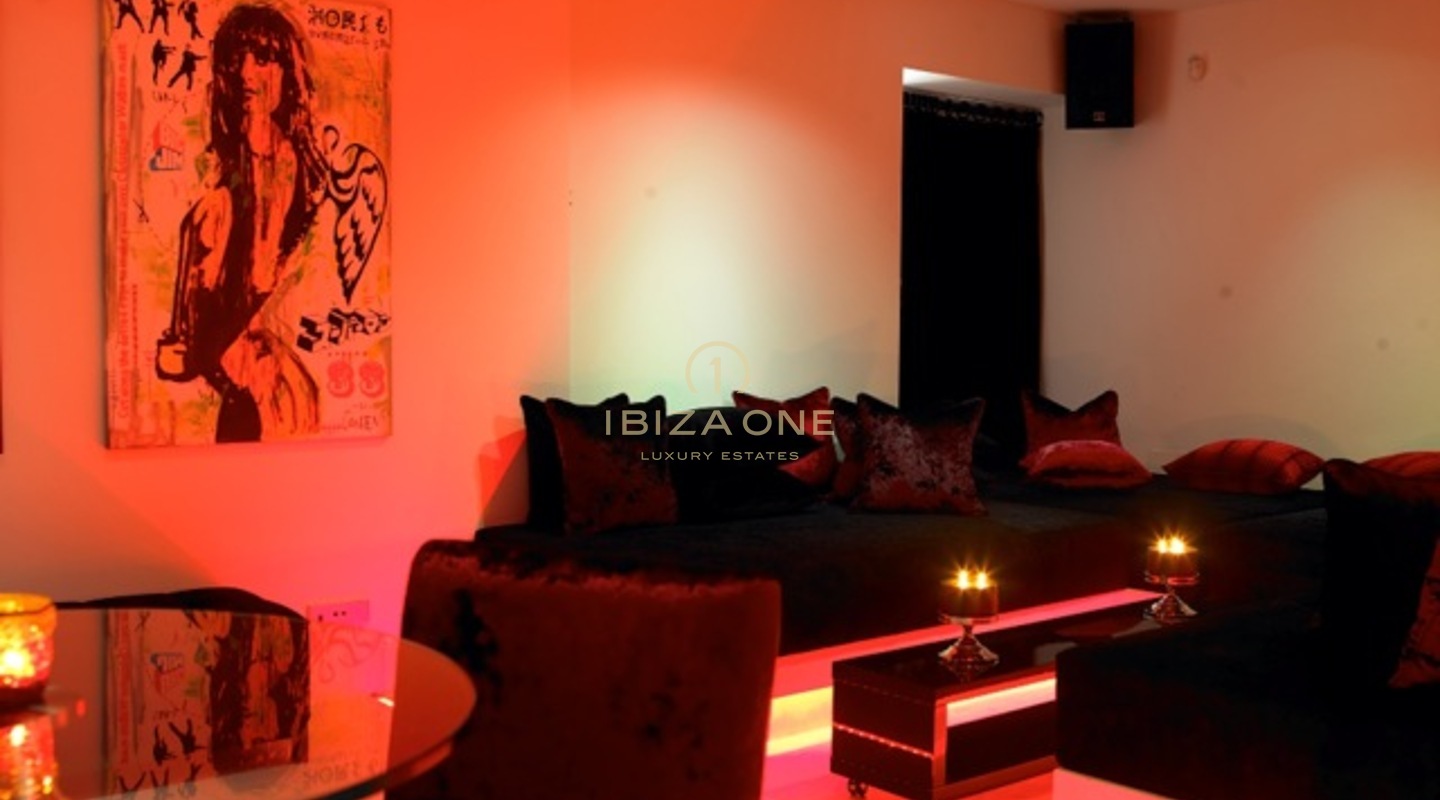 Luxusvilla und Luxusvilla zum Verkauf in Can Furnet, Ibiza - Luxusvilla und Luxusvilla zur Miete in Can Furnet, Ibiza