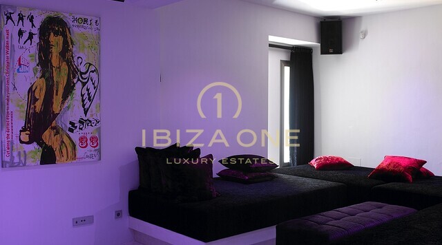 Villa di lusso in vendita e villa di lusso in affitto a Can Furnet, Ibiza - Villa di lusso in vendita e villa di lusso in affitto a Can Furnet, Ibiza