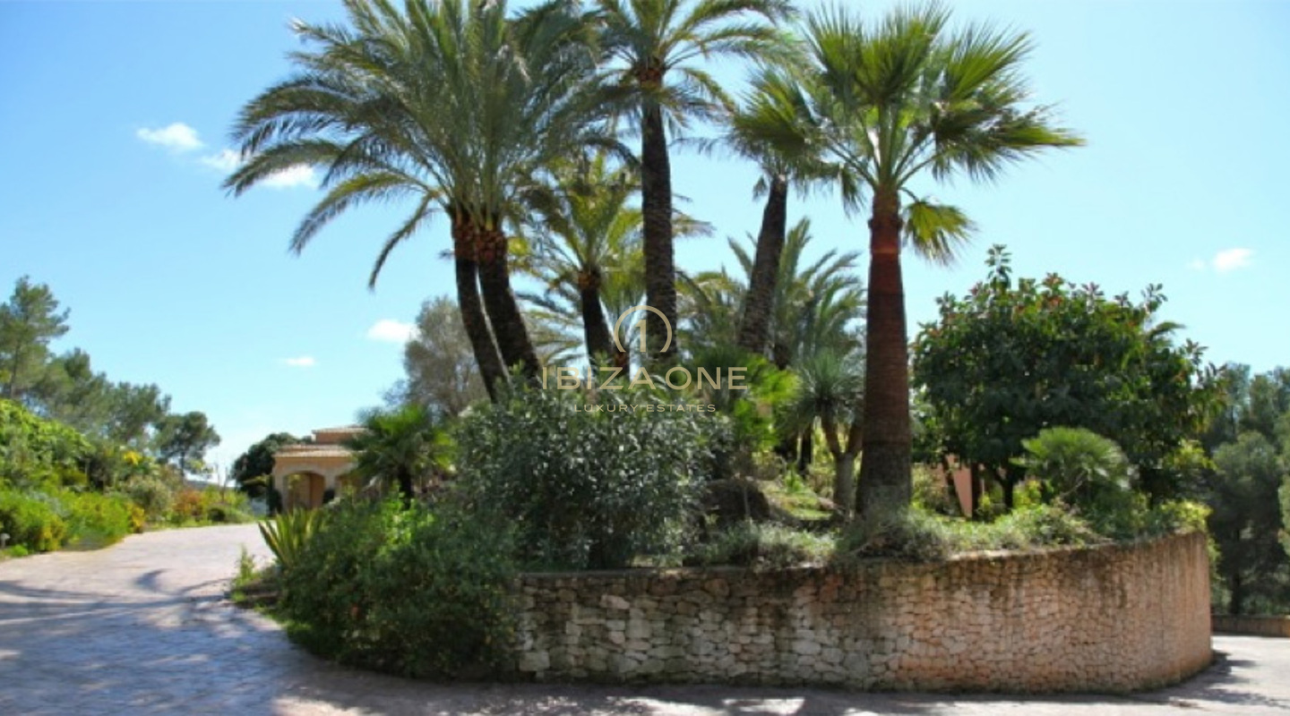 Manorial Luxury Palace / Villa à vendre près d'Eivissa, Ibiza - Manorial Luxury Palace / Villa à louer près d'Eivissa, Ibiza