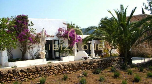 Lujosa y preciosa finca original cerca del campo de golf en venta, Ibiza - Lujosa y preciosa finca original cerca del campo de golf en alquiler, Ibiza