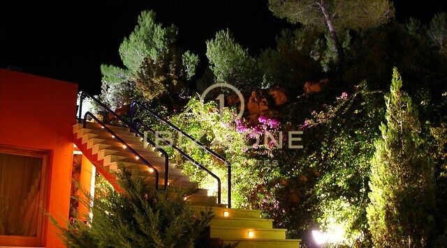 Villa de luxe unique avec une vue fabuleuse sur Ibiza et la mer à vendre, Ibiza - Villa de luxe unique avec une vue fabuleuse sur Ibiza et la mer à louer, Ibiza
