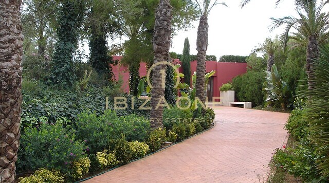 Unieke luxe villa met fantastisch uitzicht op Ibiza en de zee te koop, Ibiza - Unieke luxe villa met fantastisch uitzicht op Ibiza en de zee te huur, Ibiza