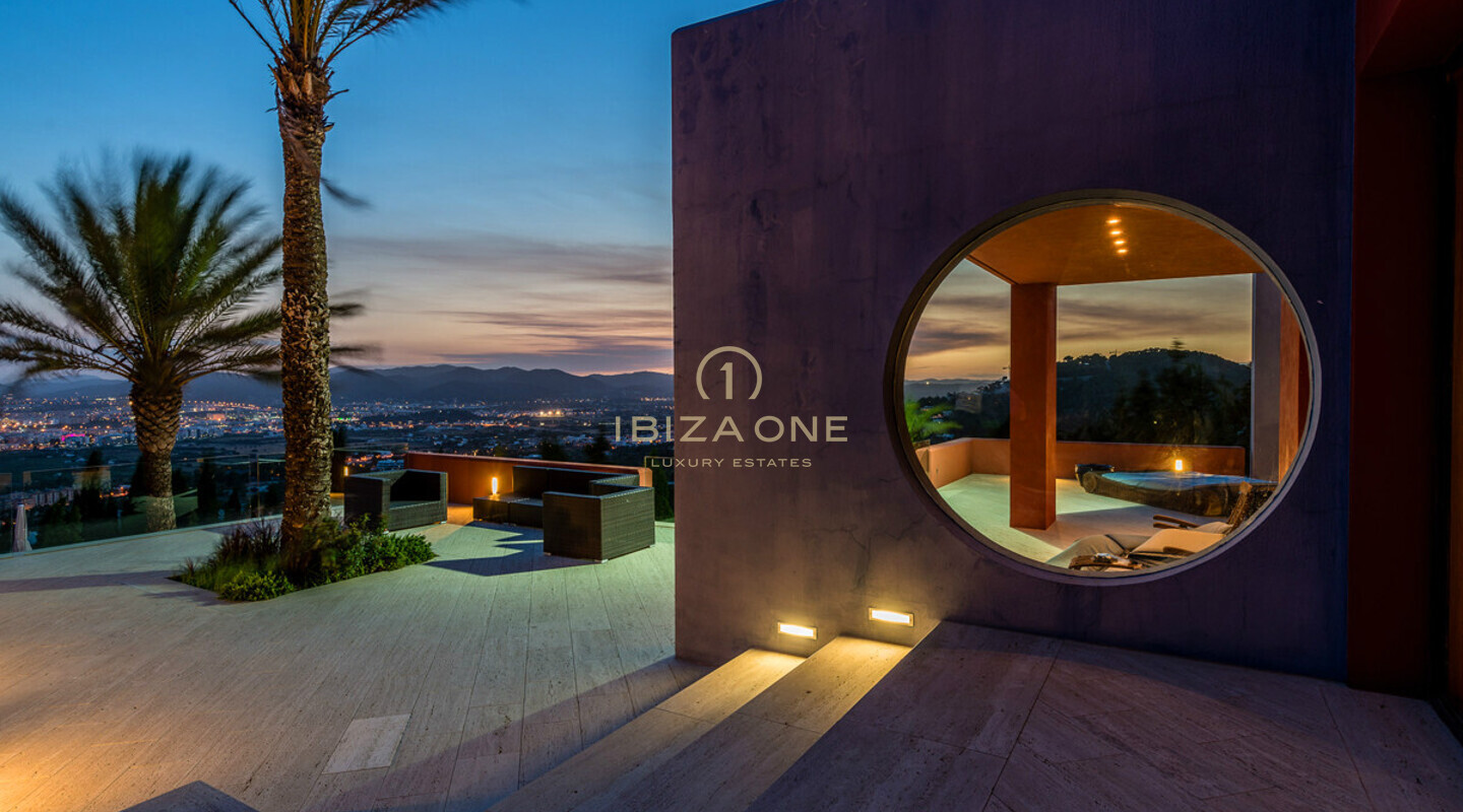 Unique luxury villa with a fabulous view of Ibiza and the sea for sale, Ibiza - Unique luxury villa with a fabulous view of Ibiza and the sea for rent, Ibiza