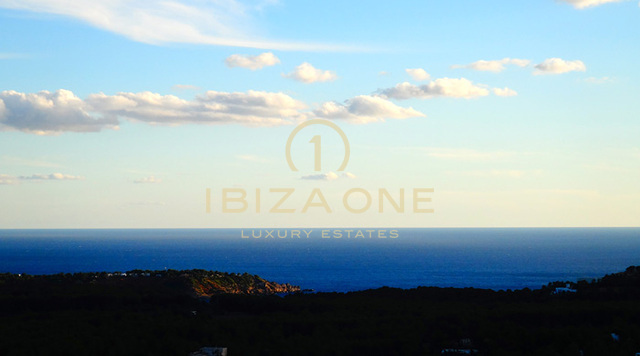 Villa de luxe et moderne dans un endroit isolé et une vue imprenable à louer, Ibiza - Villa de luxe et moderne dans un endroit isolé et une vue imprenable à vendre, Ibiza