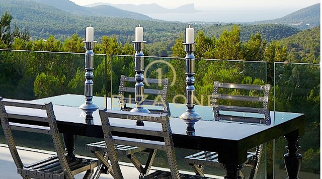 Luxe en moderne villa op een afgelegen locatie met prachtig uitzicht te huur, Ibiza - Luxe en moderne villa op een afgelegen locatie met prachtig uitzicht te koop, Ibiza