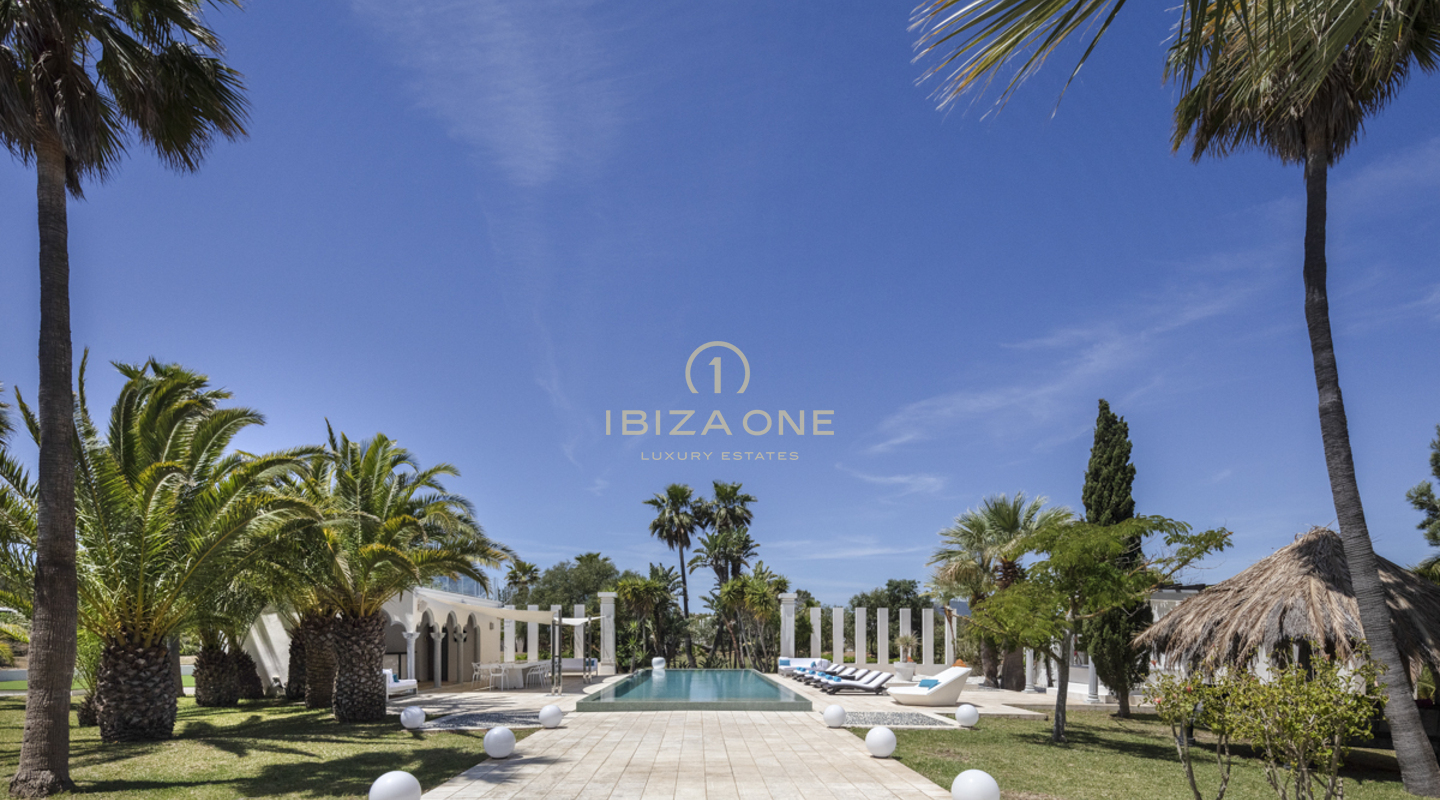 Villa de luxe extraordinaire à vendre à Cala Jondal, près de Blue Marlin, Ibiza - villa de luxe à louer, Ibiza