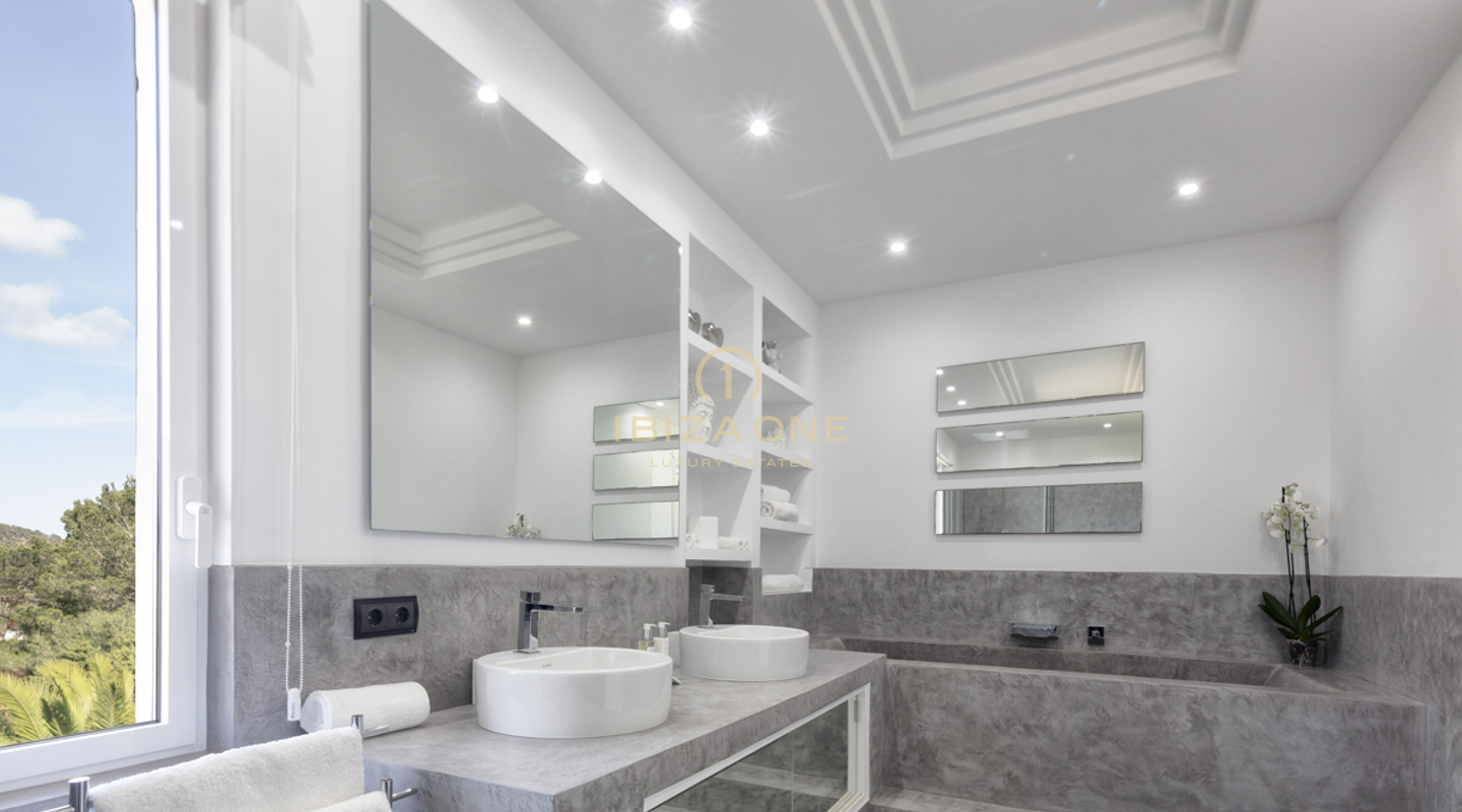 Extraordinary luxury mansion villa in Cala Jondal, close to Blue Marlin for sale, Ibiza - luxury villa for rent, Ibiza