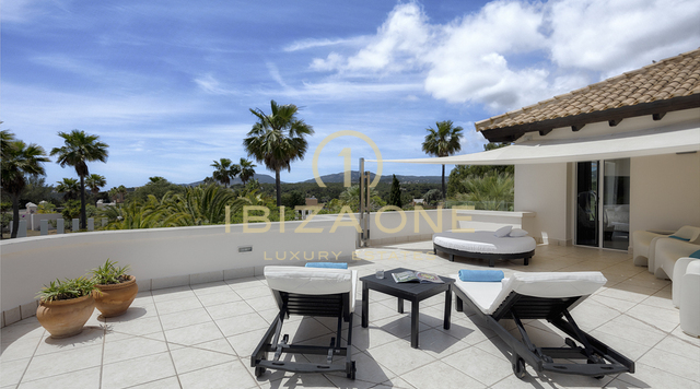 Villa de luxe extraordinaire à vendre à Cala Jondal, près de Blue Marlin, Ibiza - villa de luxe à louer, Ibiza