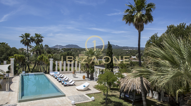 Außergewöhnliche Luxusvilla in Cala Jondal, in der Nähe von Blue Marlin, zu verkaufen, Ibiza – Luxusvilla zu vermieten, Ibiza