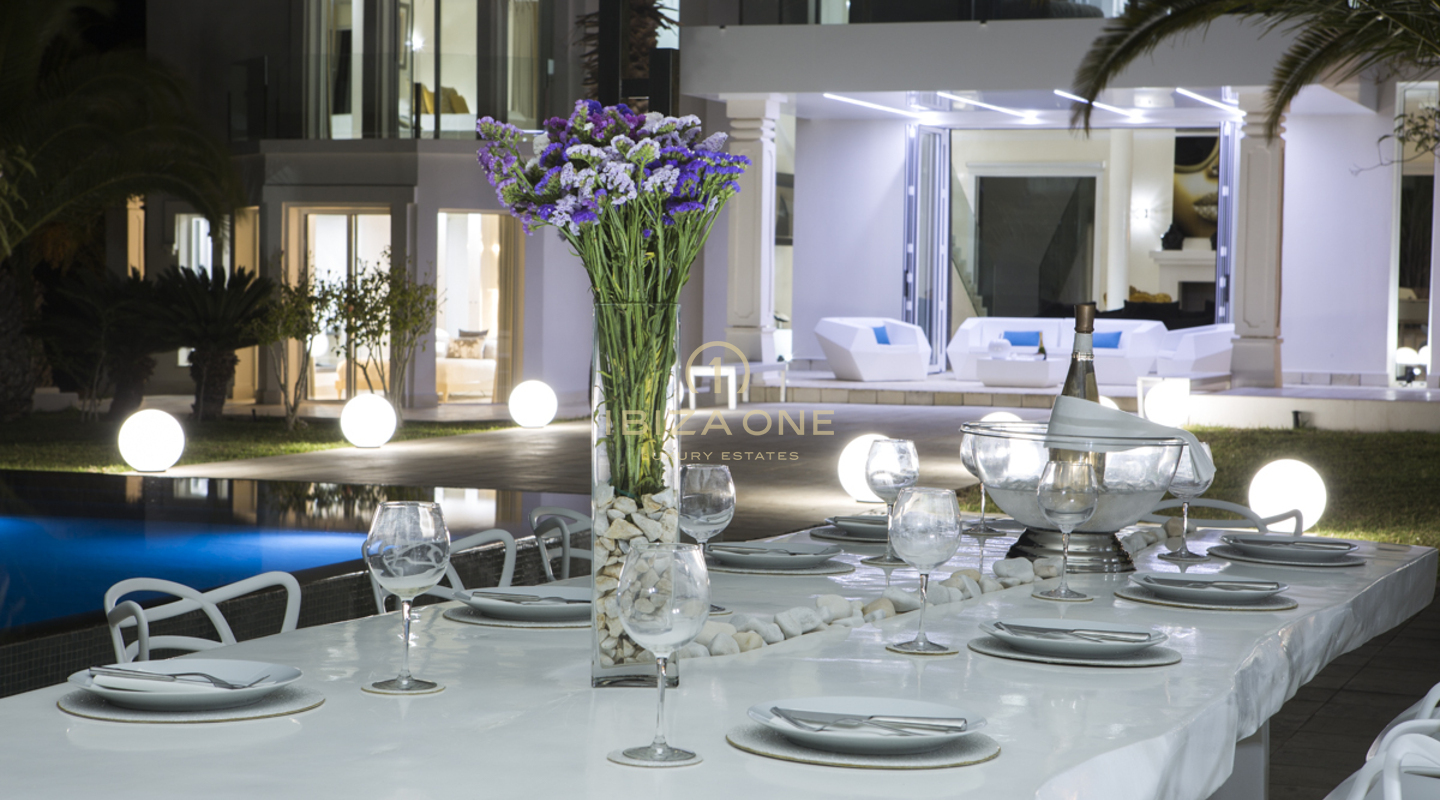 Extraordinary luxury mansion villa in Cala Jondal, close to Blue Marlin for sale, Ibiza - luxury villa for rent, Ibiza