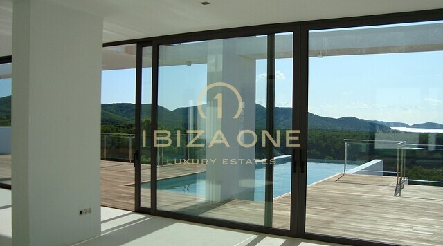Villa de lujo e hipermoderna con vistas al mar en venta, Ibiza - Villa de lujo e hipermoderna con vistas al mar en alquiler, Ibiza
