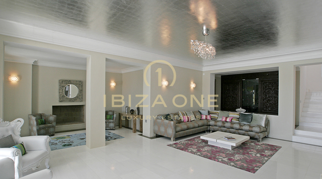 Luxe landhuis / villa met uitzicht op de baai van Cala Jondal en de zee te koop, Ibiza - Luxe landhuis / villa met uitzicht op de baai van Cala Jondal en de zee te huur, Ibiza