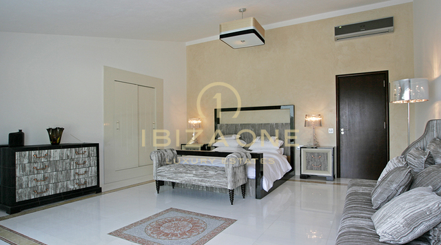 Mansión / Villa de lujo con vistas a la bahía de Cala Jondal y al mar en venta, Ibiza - Mansión / Villa de lujo con vistas a la bahía de Cala Jondal y al mar en alquiler, Ibiza
