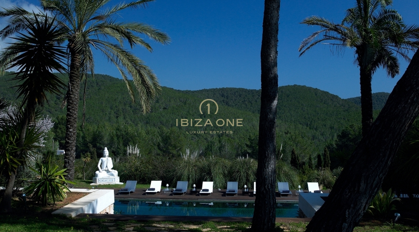 Luxusvilla mit Blick auf die Bucht von Cala Jondal und das Meer zu verkaufen, Ibiza - Luxusvilla mit Blick auf die Bucht von Cala Jondal und das Meer zu vermieten, Ibiza