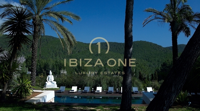 Luxury mansion / Villa with view of the Cala Jondal Bay and the Sea for sale, Ibiza - Luxury mansion / villa with view of the Cala Jondal Bay and the Sea for rent, Ibiza