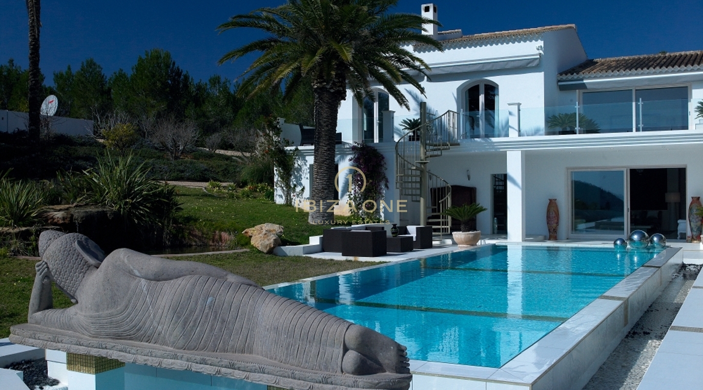 Mansión / Villa de lujo con vistas a la bahía de Cala Jondal y al mar en venta, Ibiza - Mansión / Villa de lujo con vistas a la bahía de Cala Jondal y al mar en alquiler, Ibiza