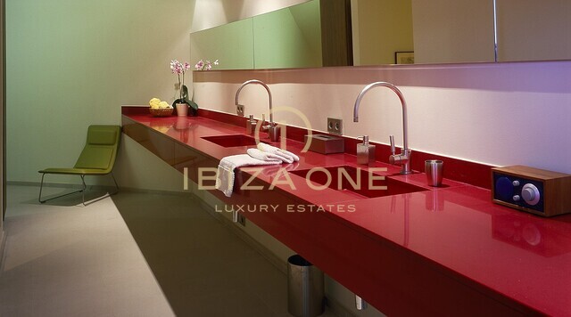 Luxusvilla auf Ibiza zu verkaufen, Ibiza – exklusives, sehr modernes Haus – Luxusvilla auf Ibiza zu vermieten, Ibiza – exklusives, sehr modernes Haus