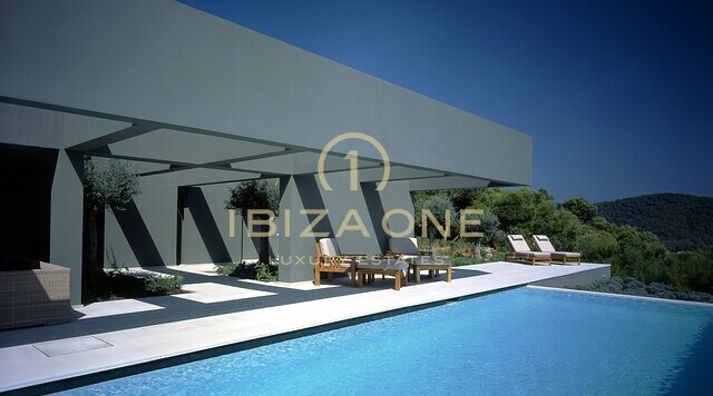 Villa de lujo en Ibiza en venta, Ibiza - casa exclusiva, muy moderna - Villa de lujo en Ibiza en alquiler, Ibiza - casa exclusiva, muy moderna