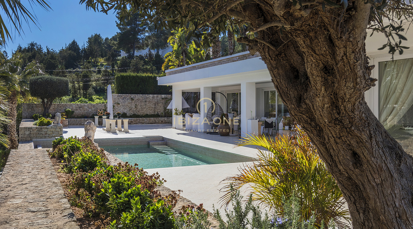 Exclusive, luxury villa with sea view close to Ibiza for sale, Ibiza - Exclusive, luxury villa with sea view close to Ibiza for rent, Ibiza