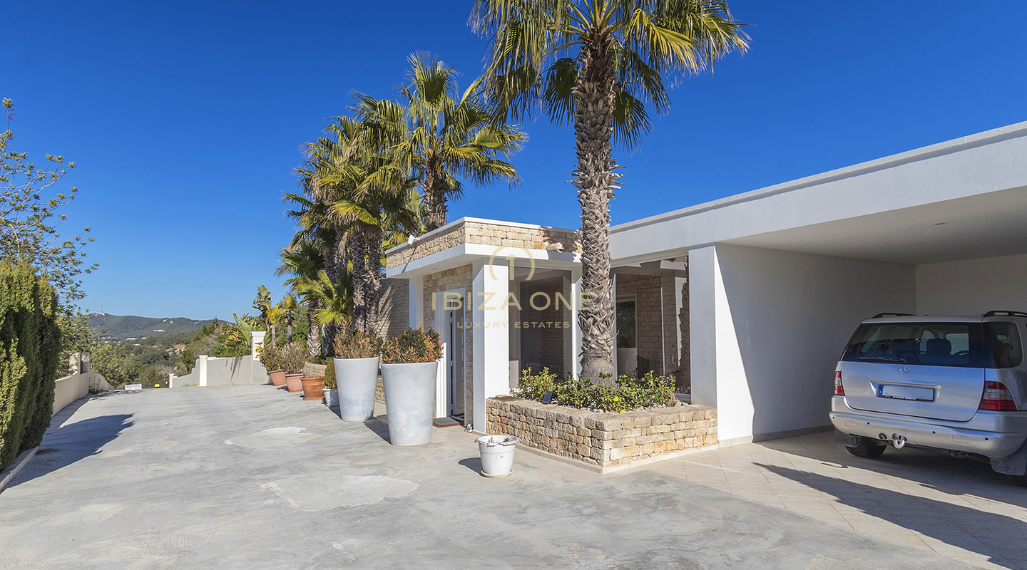 Exclusive, luxury villa with sea view close to Ibiza for sale, Ibiza - Exclusive, luxury villa with sea view close to Ibiza for rent, Ibiza
