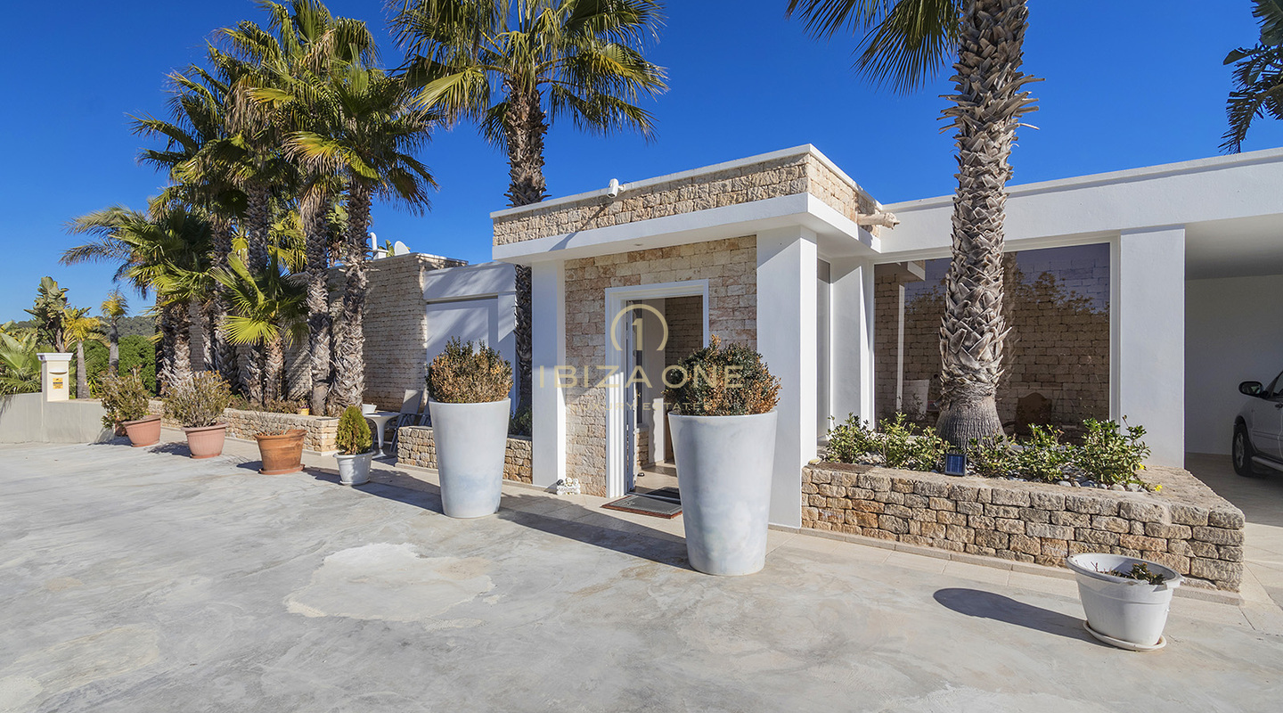 Exclusive, luxury villa with sea view close to Ibiza for sale, Ibiza - Exclusive, luxury villa with sea view close to Ibiza for rent, Ibiza