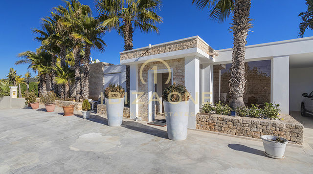Villa de luxe exclusive avec vue sur la mer à vendre près d'Ibiza, Ibiza - Villa de luxe exclusive avec vue sur la mer à louer près d'Ibiza, Ibiza