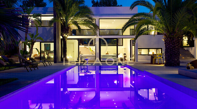 Lujo villa moderna en venta y alquiler - cerca de las playas de moda