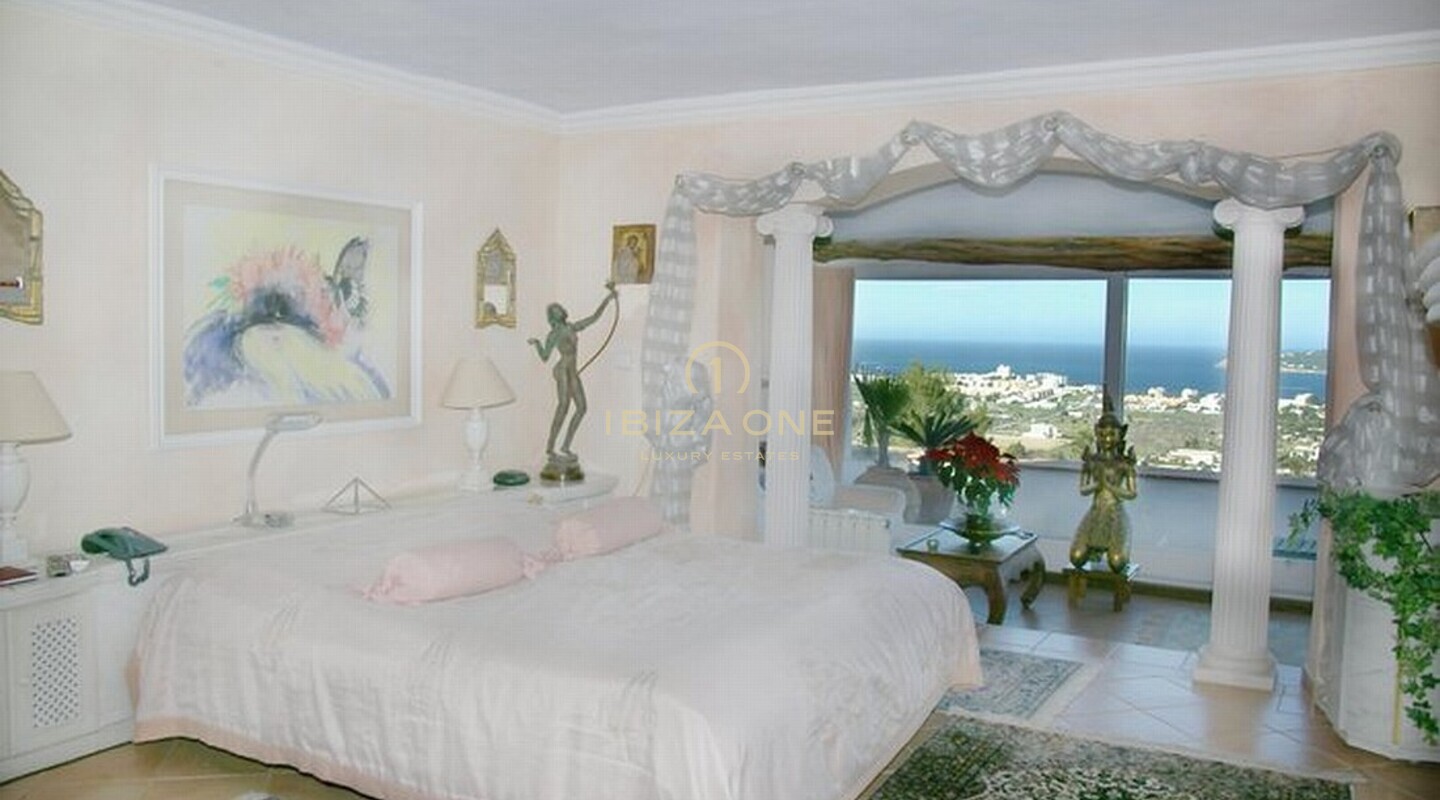 Hacienda Monterrey - Propiedad de lujo con increíbles vistas al mar con pista de tenis y casa principal muy grande y casa de invitados en venta, Ibiza - Hacienda Monterrey - Propiedad de lujo con increíbles vistas al mar con pista de tenis y casa principal muy grande y casa de invitados en alquiler, Ibiza