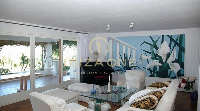 Hacienda Monterrey - Propriété de luxe avec vue incroyable sur la mer avec court de tennis et très grande maison principale et maison d'hôtes à vendre, Ibiza - Hacienda Monterrey - Propriété de luxe avec vue incroyable sur la mer avec court de tennis et très grande maison principale et maison d'hôtes à louer, Ibiza