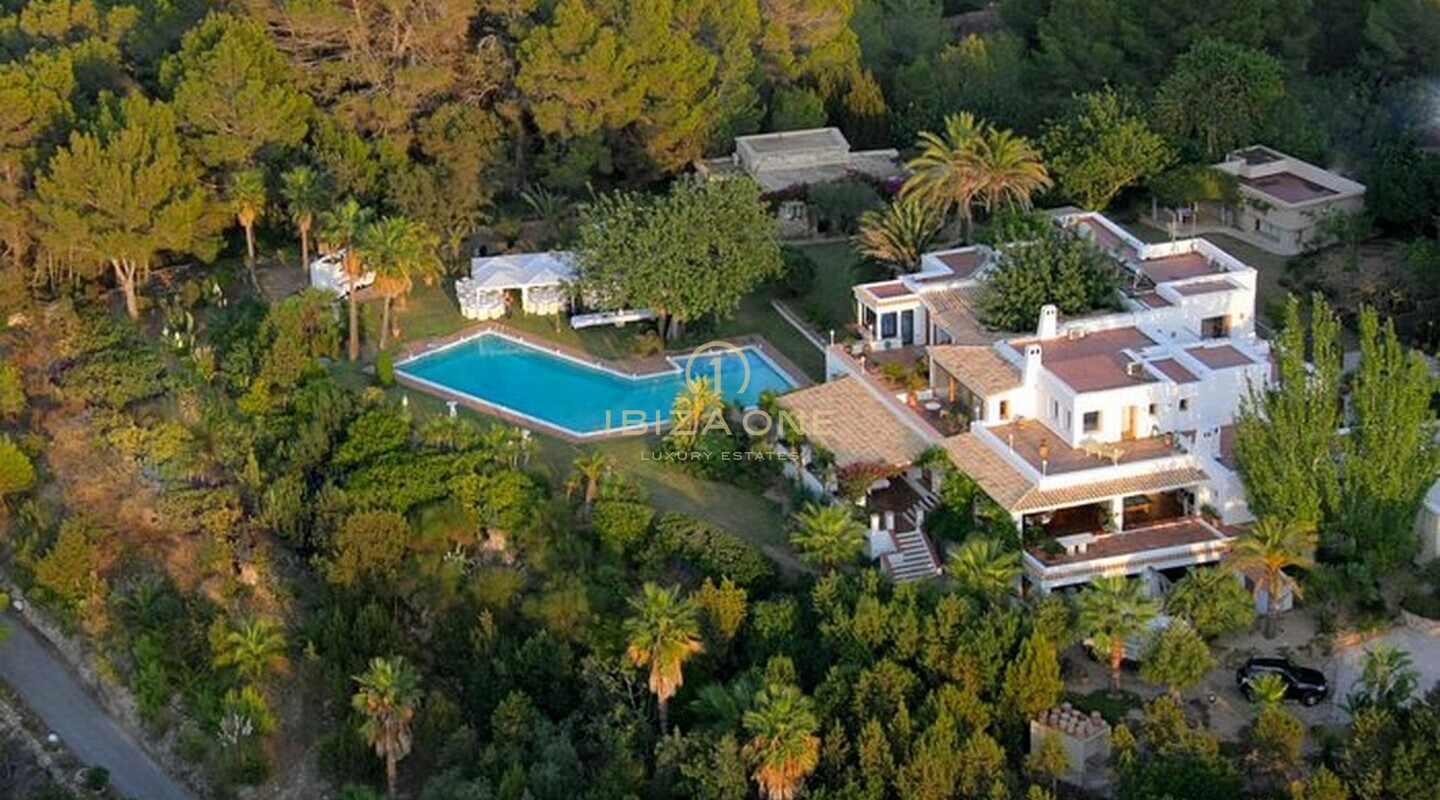 Hacienda Monterrey - Роскошная недвижимость с невероятным видом на море, теннисным кортом, очень большим главным домом и гостевым домом на продажу, Ибица - Hacienda Monterrey - Роскошная недвижимость с невероятным видом на море, теннисным кортом, очень большим главным домом и гостевым домом на аренду, Ибица