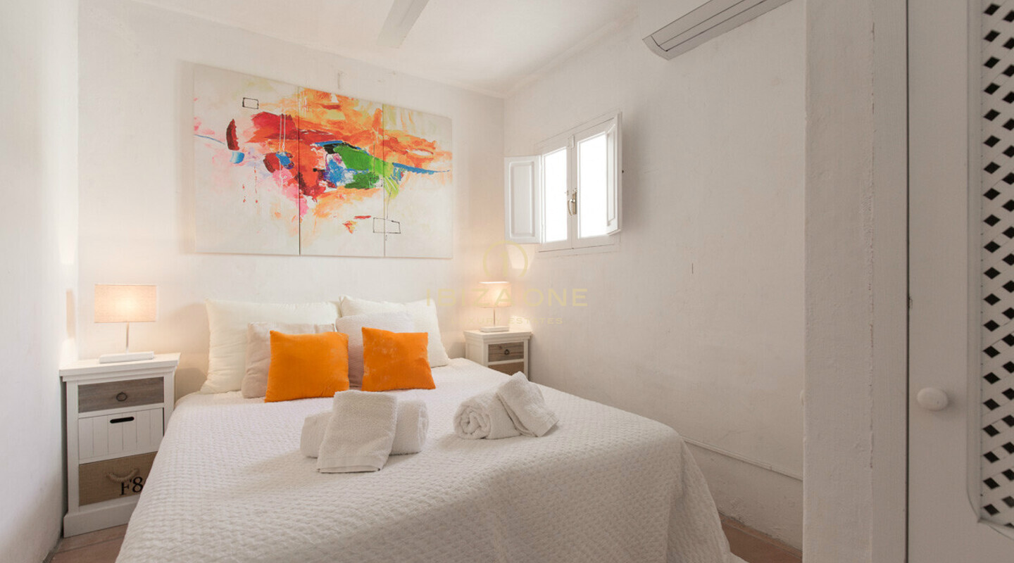 Traumhaftes Luxusanwesen mit Tennisplatz und herrlicher Aussicht zu verkaufen, Ibiza - Traumhaftes Luxusanwesen mit Tennisplatz und herrlicher Aussicht zu vermieten, Ibiza