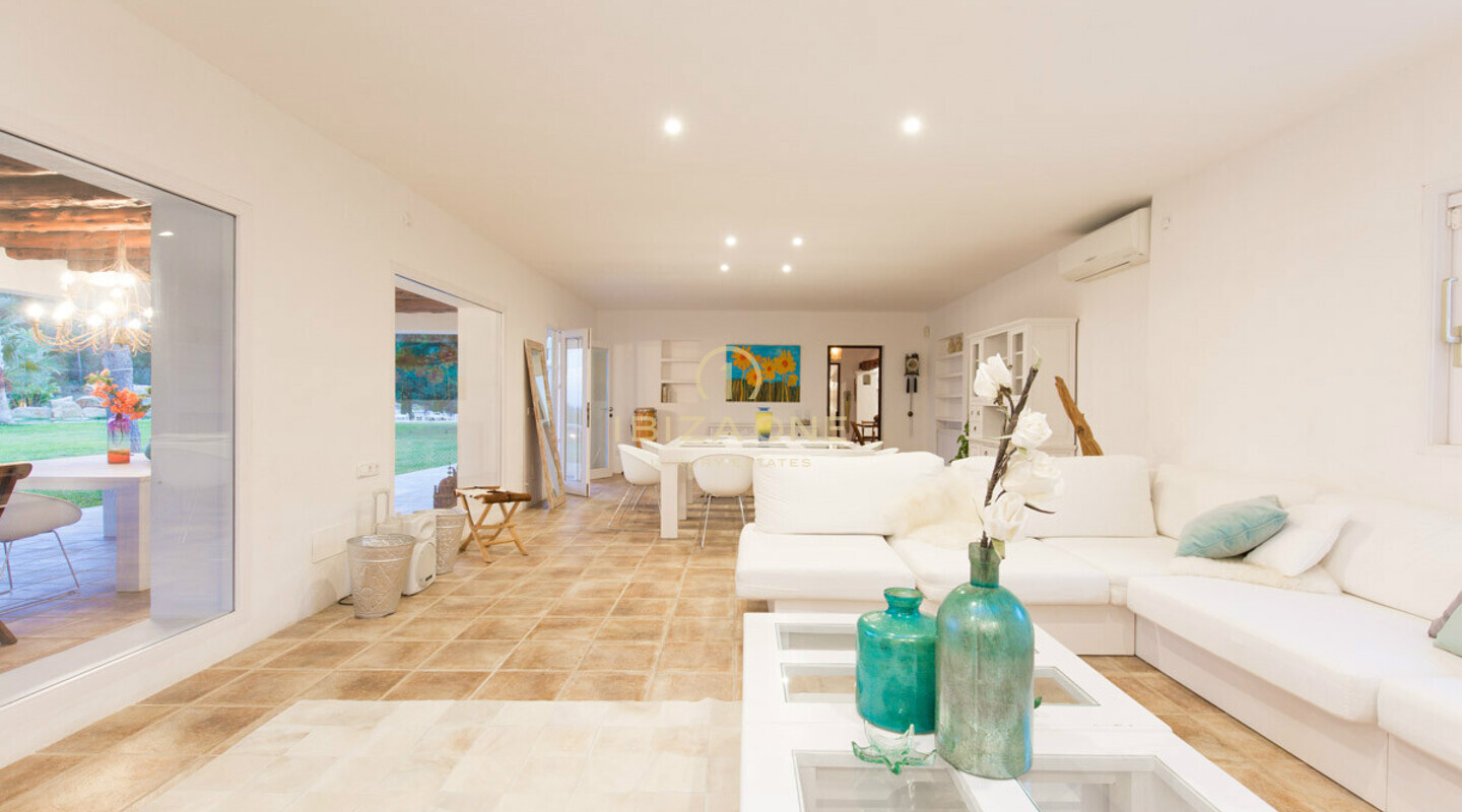 Propiedad de ensueño y lujo con pista de tenis y maravillosas vistas en venta, Ibiza - Propiedad de ensueño y lujo con pista de tenis y maravillosas vistas en alquiler, Ibiza