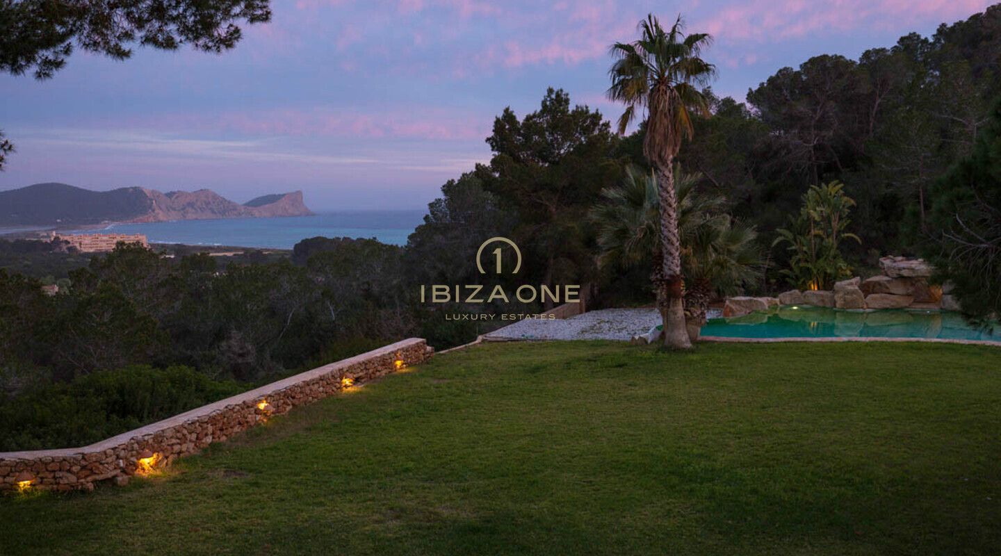 Droom- en luxe woning met tennisbaan en schitterend uitzicht te koop, Ibiza - Droom- en luxe woning met tennisbaan en schitterend uitzicht te huur, Ibiza