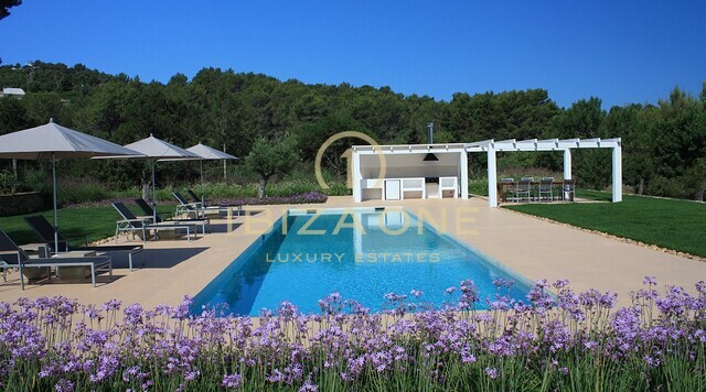 Luxe en prachtig landgoed met een zeer groot gastenverblijf te koop, Ibiza - Luxe en prachtig landgoed met een zeer groot gastenverblijf te huur, Ibiza
