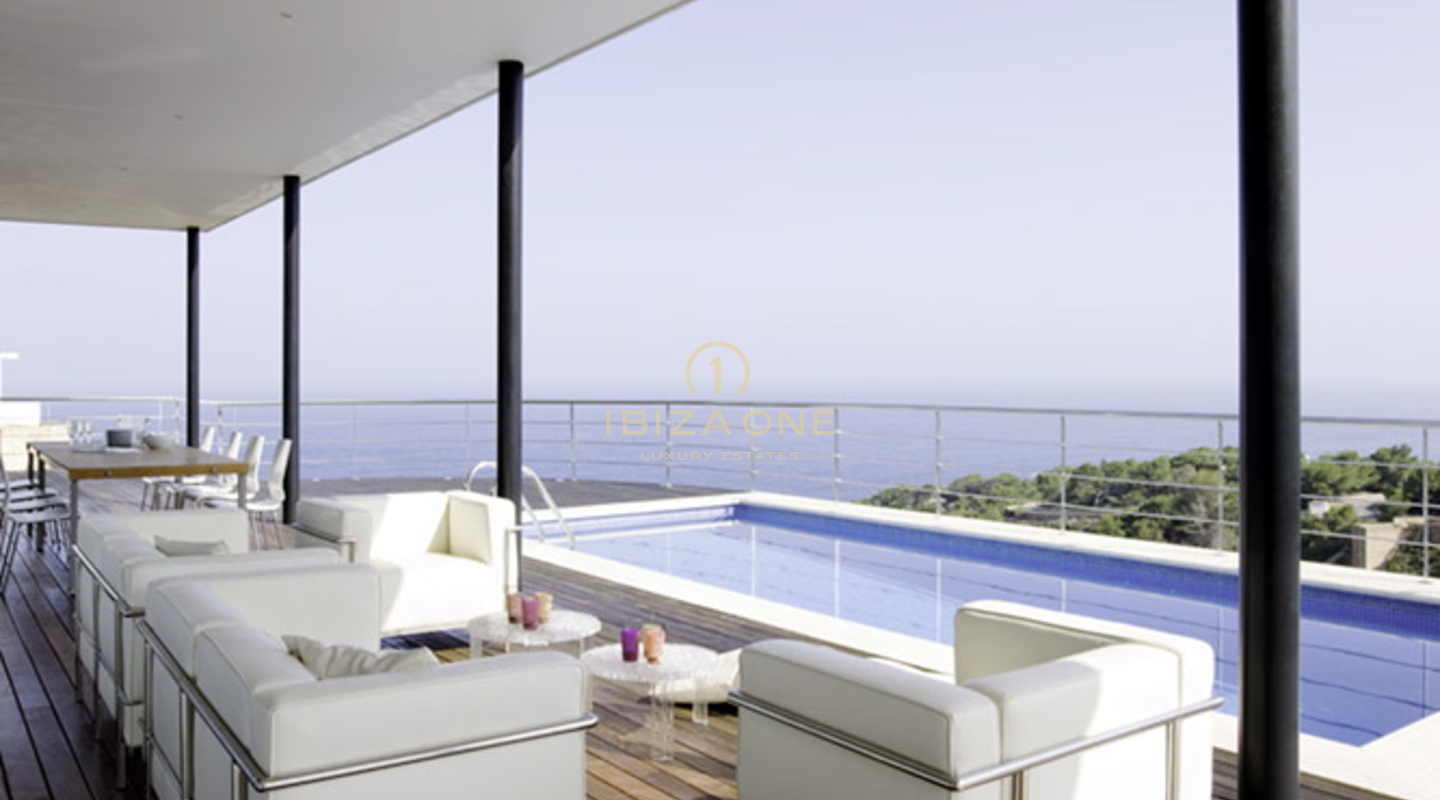 Casa de lujo y exclusiva en primera línea de mar en venta, Ibiza - Casa de lujo y exclusiva en primera línea de mar en alquiler, Ibiza