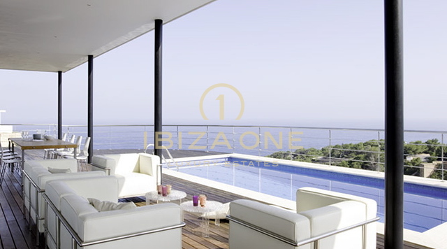Casa di lusso ed esclusiva in vendita di fronte al mare, Ibiza - Casa di lusso ed esclusiva in affitto di fronte al mare, Ibiza