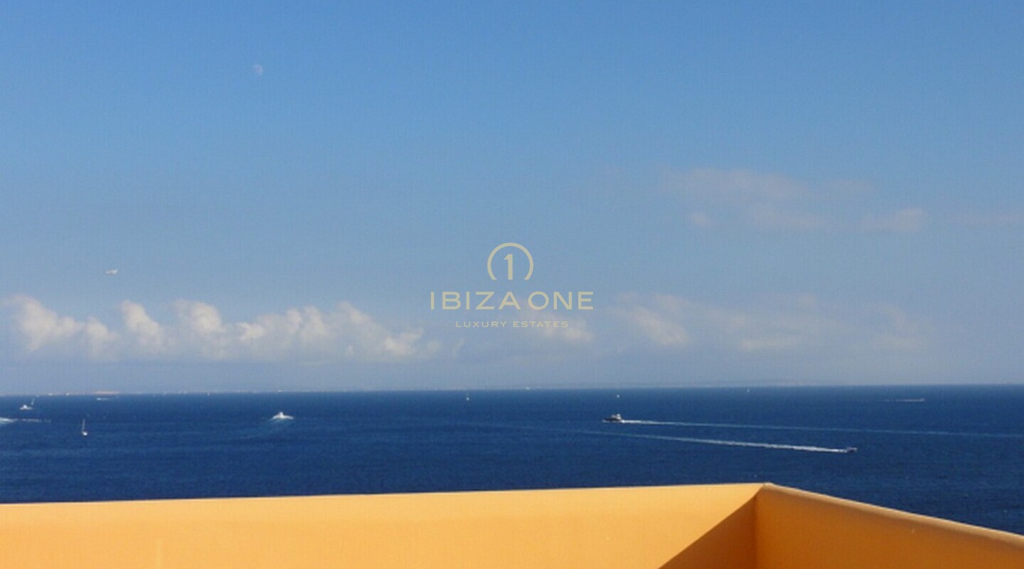 Luxury first sea line villa for sale in Porroig, Ibiza - Luxury first sea line villa for rent in Porroig, Ibiza